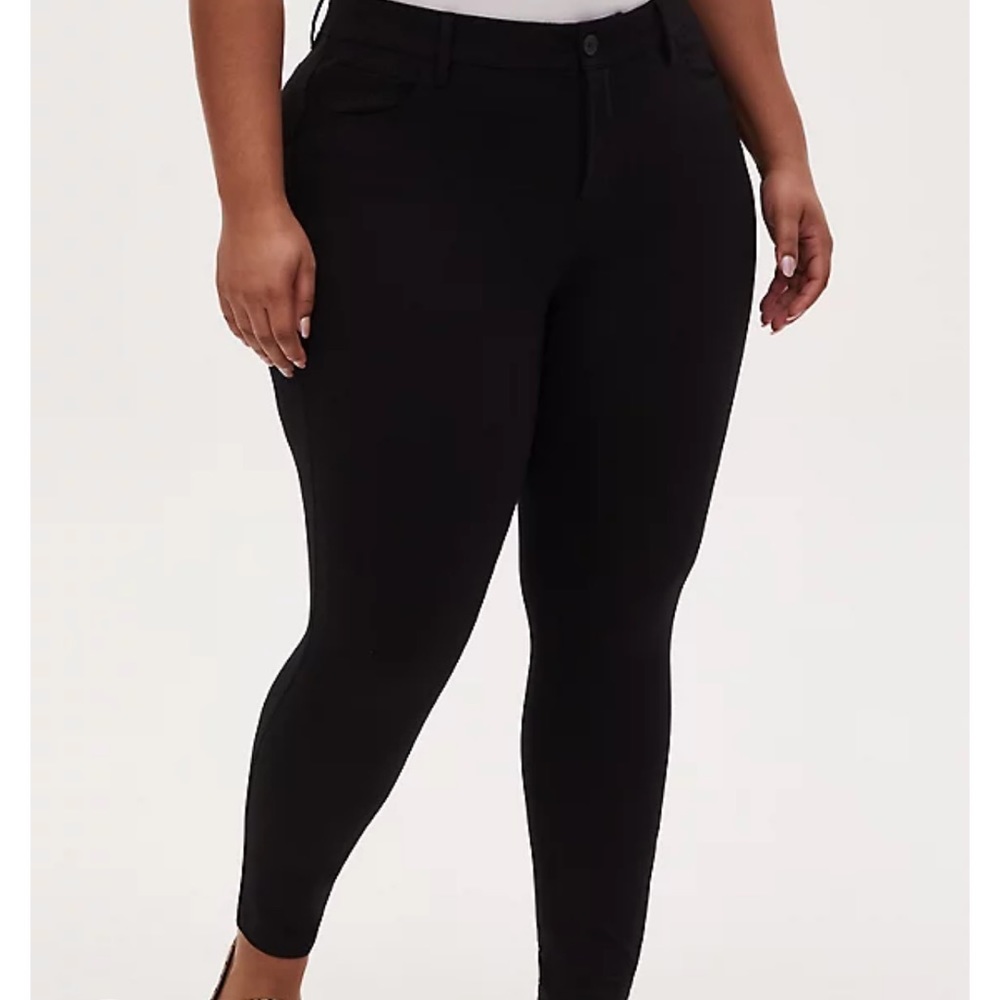 Torrid BOMBSHELL SKINNY PANT - PREMIUM PONTE BLACK